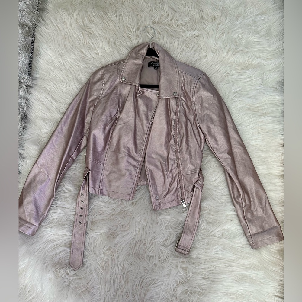 ❗️NWOT❗️Coffee shop New York light purple leather jacket